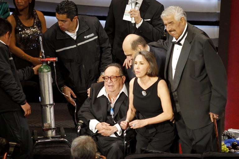 Roberto Bolaños recebeu uma homenagem em 2012. Durante a comemoração, Bolaños passou mal e teve que ser internado. Ele se locomove por cadeira de rodas.