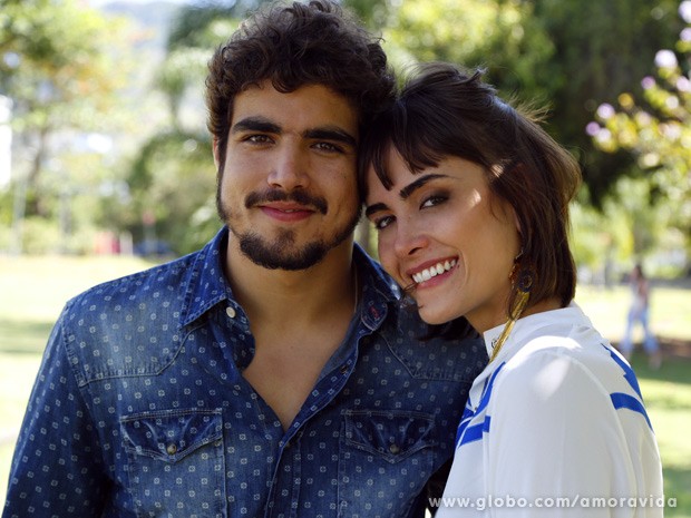 Coluna: Caio Castro e Maria Casadevall passam o Dia dos Namorados juntos