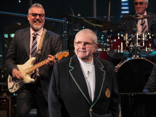 Jô Soares volta a gravar 9kg mais magro