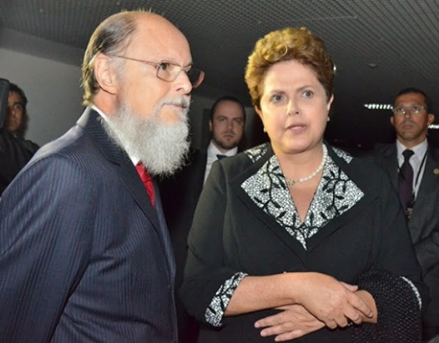 Presidente do PT acusa Record de apoiar manifestações e ameaça cortar verba publicitária da emissora