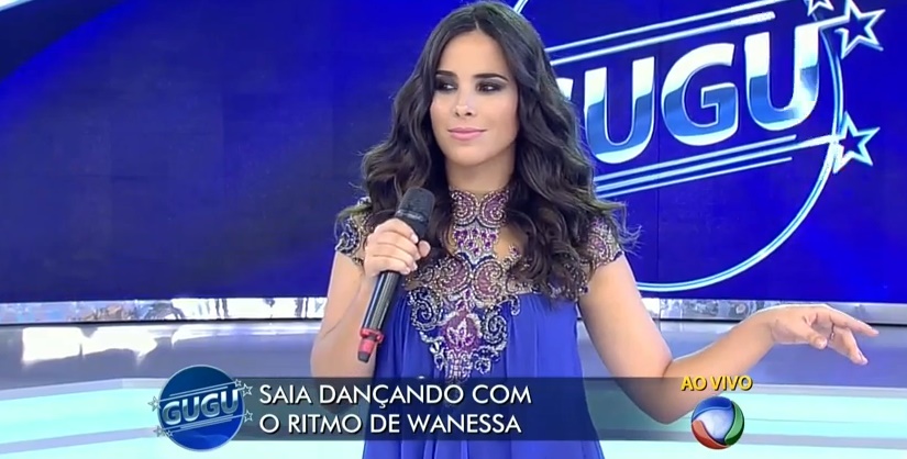 Áudio falha e Wanessa Camargo paga mico ao vivo no "Programa do Gugu".