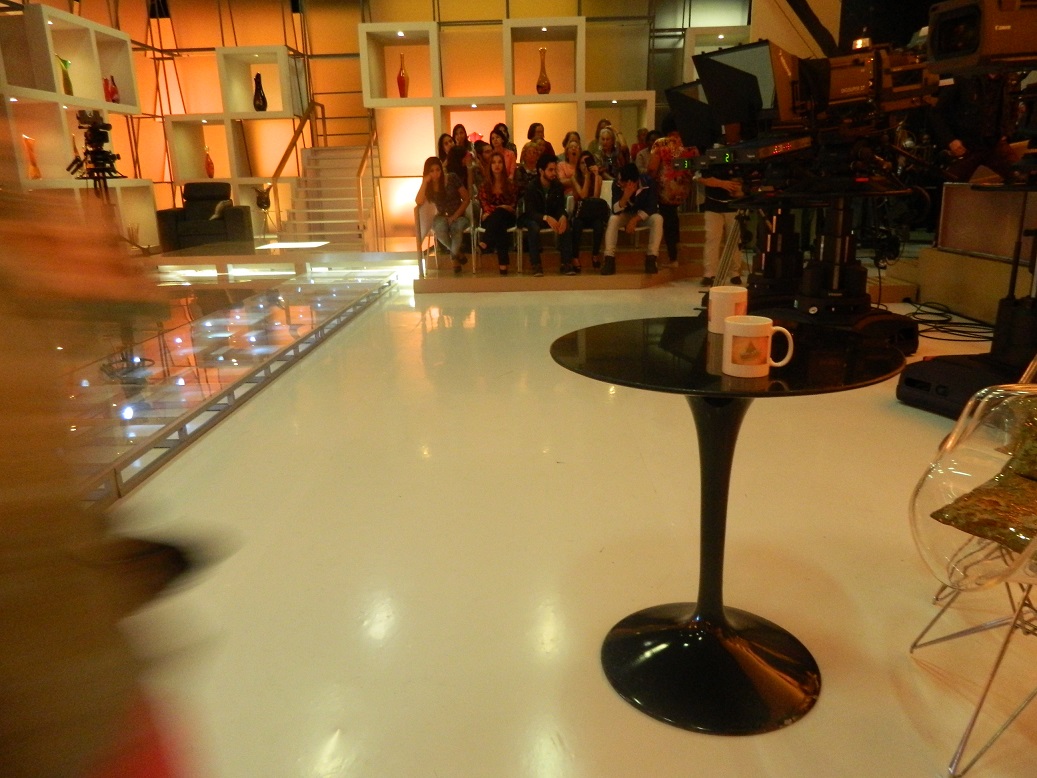 Bastidores Casos de Família