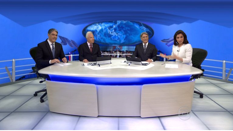 (Um encontro de gigantes no 'Jornal Nacional' na última semana representou os 50 anos do jornalismo global)