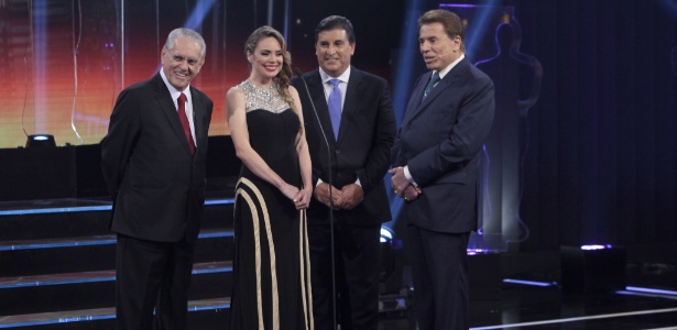 Jornalistas do SBT se encontram com Silvio Santos no Troféu Imprensa