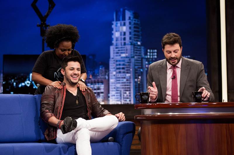 Reprise de entrevista com Cristiano Araújo deixa o “The Noite” na liderança