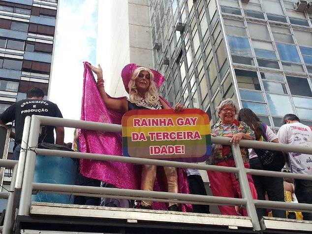 Os Velhinhos se Divertem na Parada Gay de São Paulo (Foto: Lourival Ribeiro/SBT)