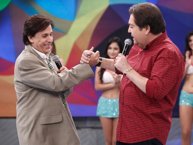 Tom agredece apoio e amizade de Faustão na volta ao palco do Domingão (Foto: Inácio Moraes/Gshow)