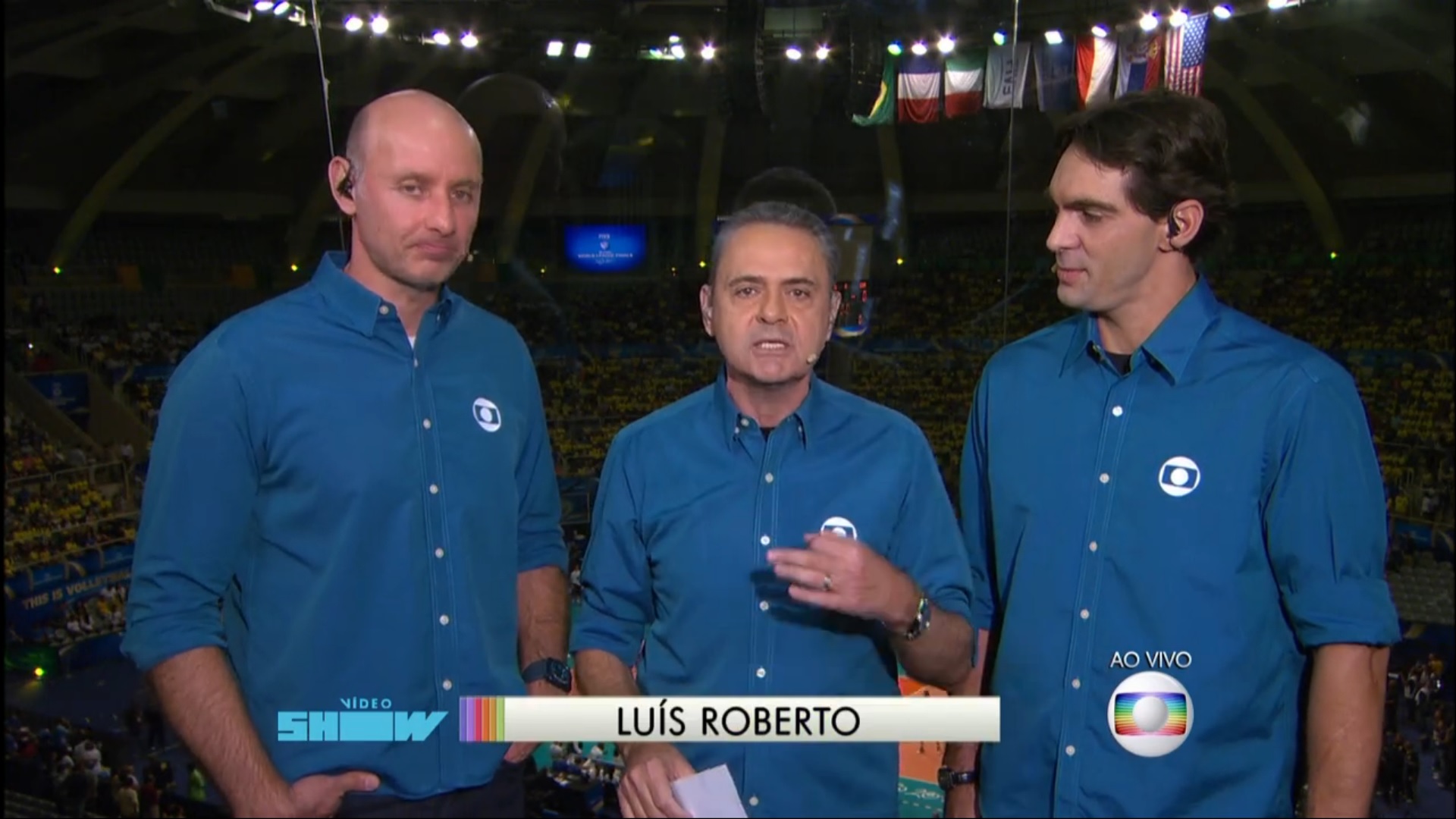 “O voleibol de alto nível volta já”, diz Luís Roberto cutucando o Pan da Record