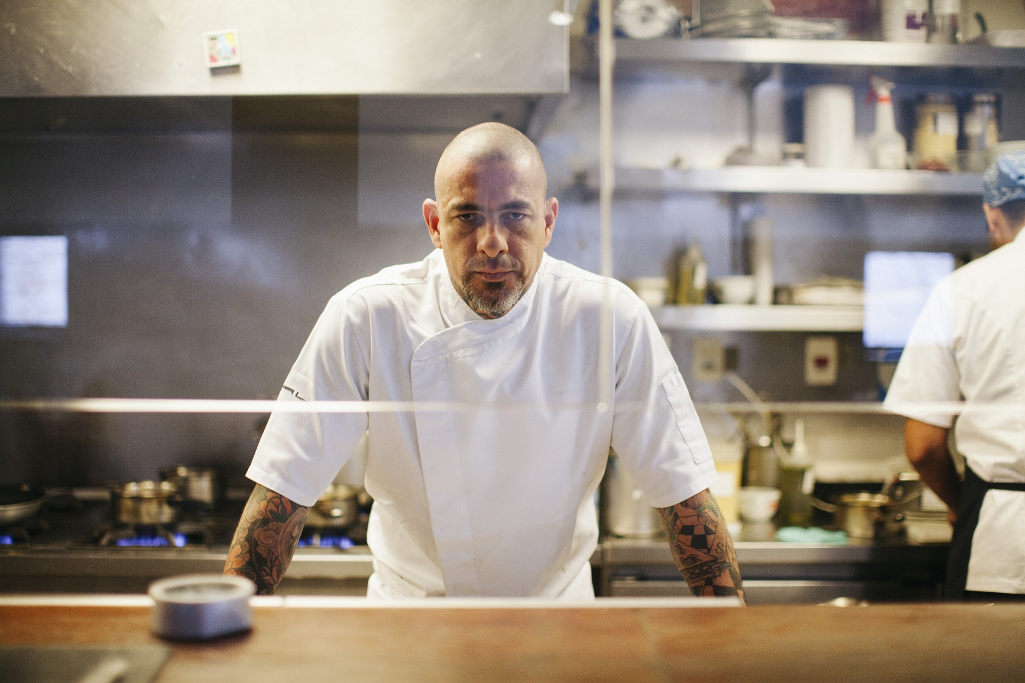 Jurado do “MasterChef” fica emocionado e faz desabafo durante eliminação
