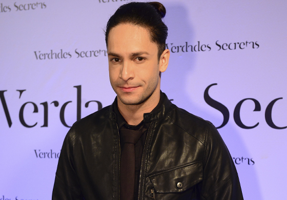 “Depilei tudo”, afirma Rainer Cadete sobre personagem Visky de “Verdades Secretas”