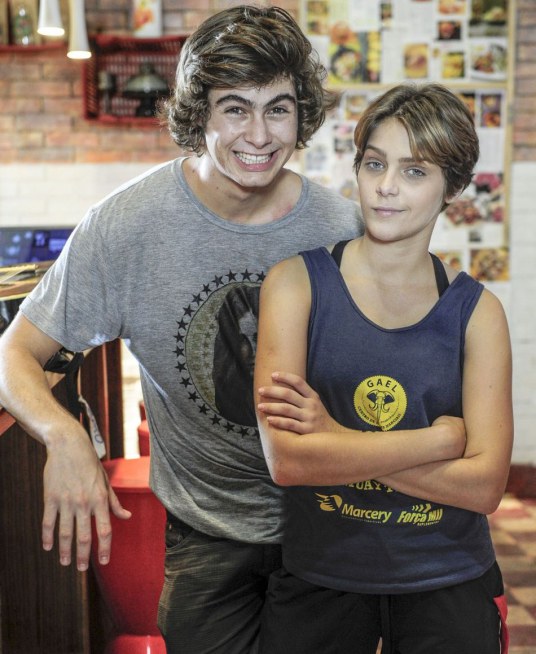 739936-depois-de-isabella-santoni-negar-que-950x0-31