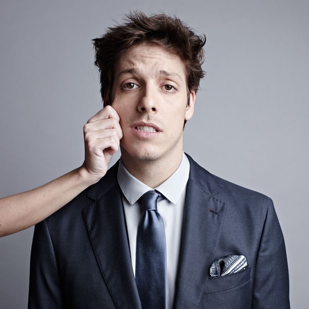 Fábio Porchat desmente boatos sobre ser gay e assume namoro com produtora do “Porta dos Fundos”