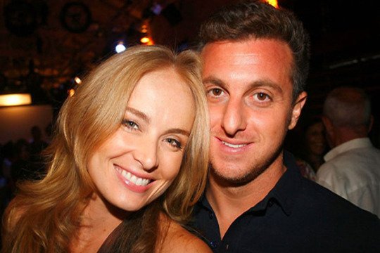 “É um processo, dia a dia, superando”, afirma Luciano Huck sobre acidente aéreo com família