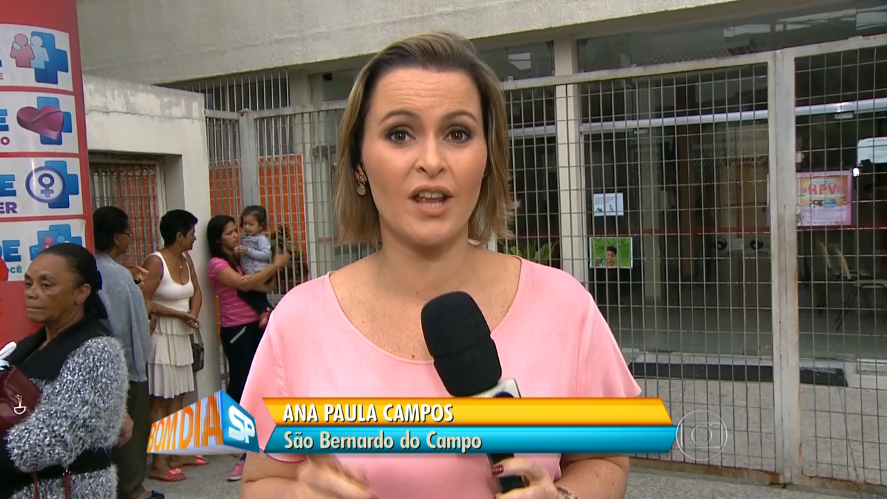 Repórter da Globo comete gafe ao vivo em telejornal