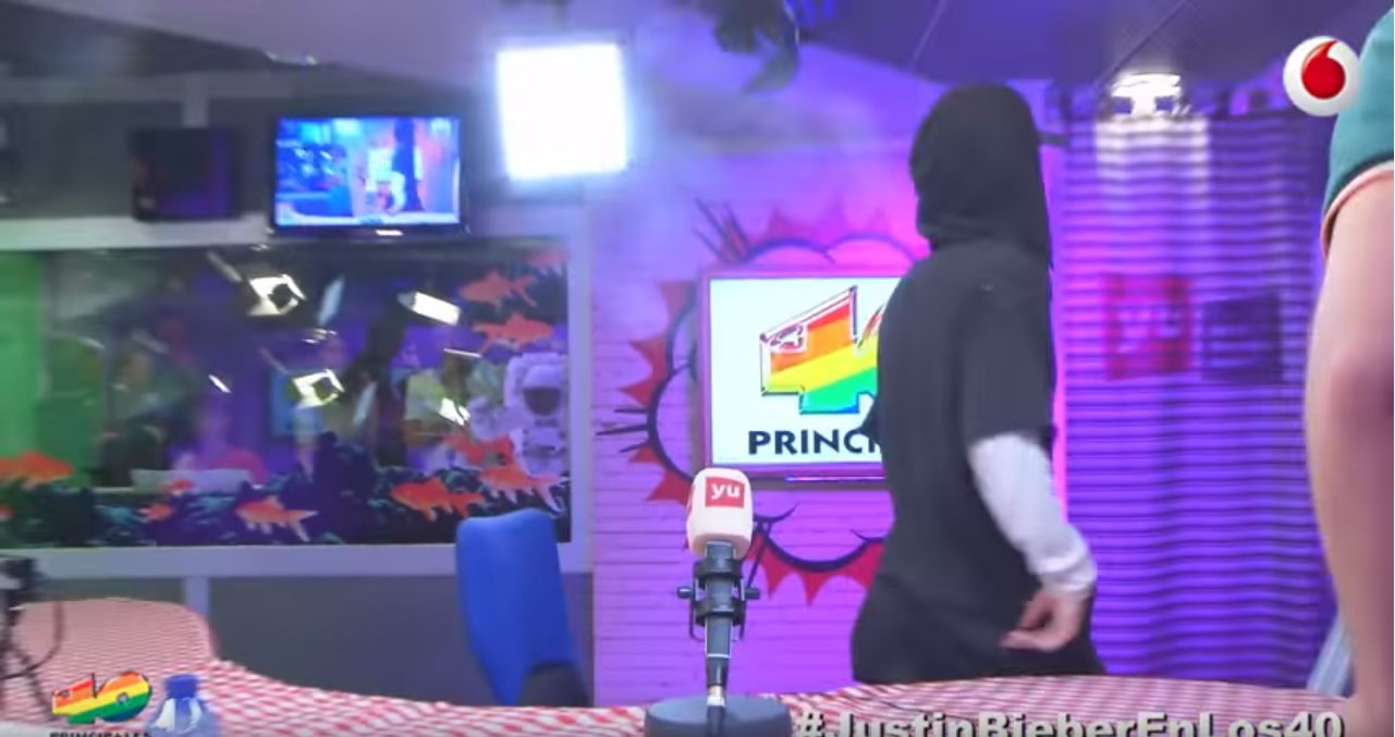 Justin abandona programa de rádio ao vivo. Foto: Reprodução