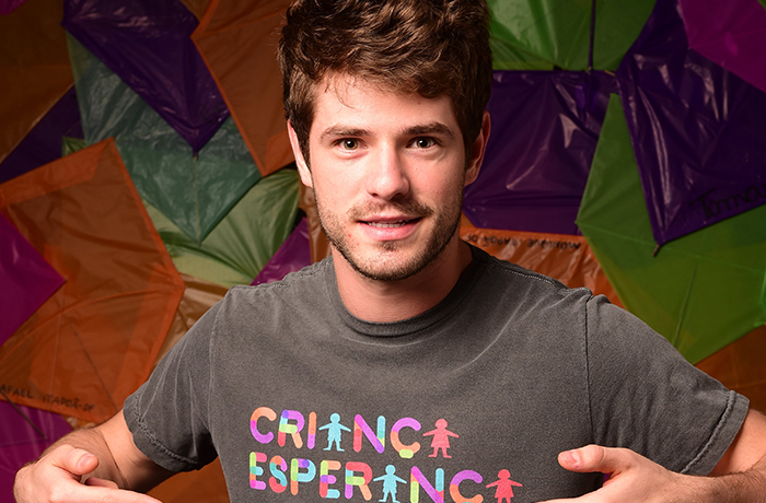 Maurício Destri dá show de antipatia em shopping do Rio