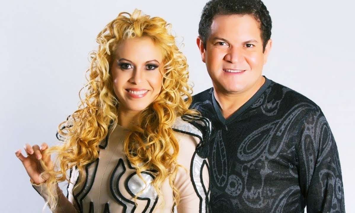 Joelma se sente humilhada ao descobrir que Chimbinha ainda estaria com a amante
