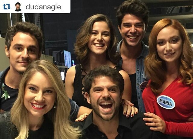 Elenco de “Cúmplices de um Resgate” grava participação em quadro de Silvio Santos