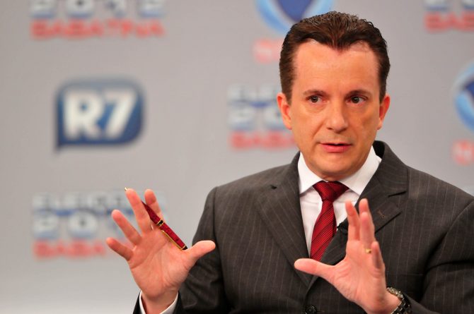 Apresentador da Record é condenado a dois anos de prisão por peculato