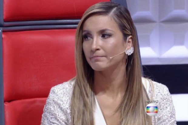 Claudia Leitte causa polêmica ao dizer que lúpus é uma doença bizarra no “The Voice”