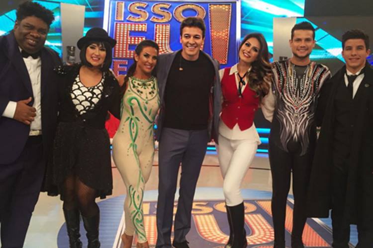 Natália Guimarães cai de cavalo em ensaio de programa da Record