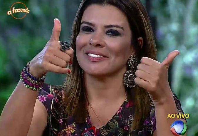 Mara Maravilha diz que participante de “A Fazenda” teria pago call center para garantir permanência no reality
