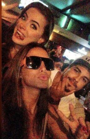 Douglas Sampaio, Rayanne Morais e Carla Prata se encontraram no fim de semana no Rio. Foto Facebook/Reprodução
