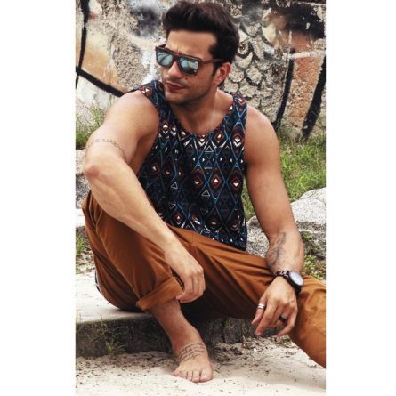 Junior Gianetti tem os pés tatuados. Foto: Reprodução