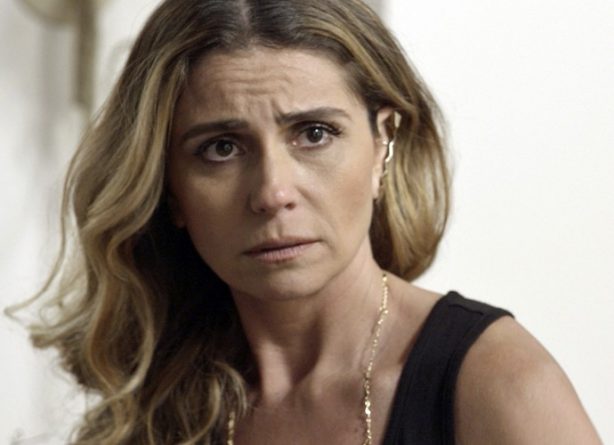 Atena jura amor por Romero e recebe ameaça de morte