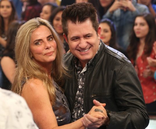 Marrone se declara para Bruna Lombardi em programa de TV: “Já fui apaixonado por você” 