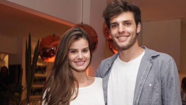 Camila Queiroz diz que namorado não sente ciúmes de cenas românticas