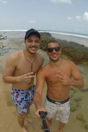 Wesley Safadão curte folga na praia. Foto: Reprodução