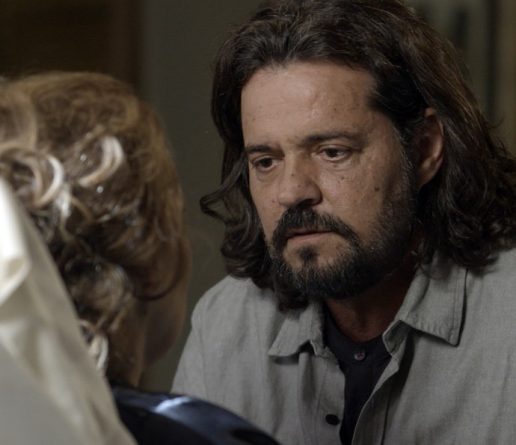 Final de ‘Além do Tempo’: Emília é surpreendida por proposta de Bernardo