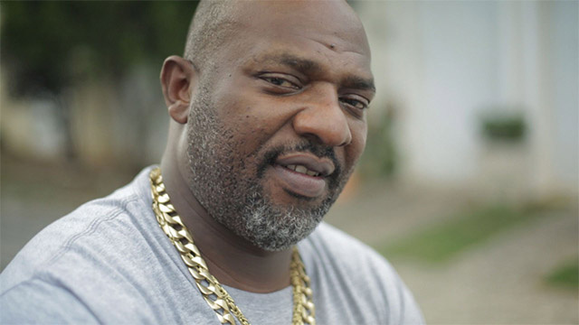 Mr. Catra faz vasectomia e humanidade corre risco de extinção