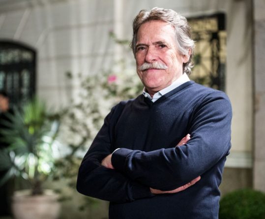 José de Abreu comenta sobre seu personagem em “A Regra do Jogo”: “só um psicopata consegue ser tão bom ator sempre”