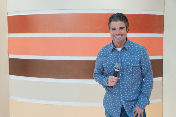 João Kleber estreia nova temporada do “Você na TV” com novo cenário e novos quadros