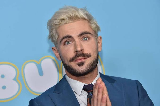 Após fracasso de filme, Zac Efron não quer mais aparecer pelado em filmes
