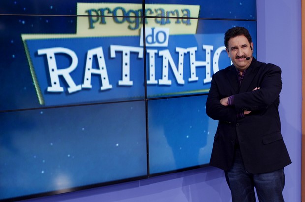 Ratinho critica o povo brasileiro e pergunta: “Por que as pessoas não se juntam para reivindicar alguma coisa importante para o governo?!”
