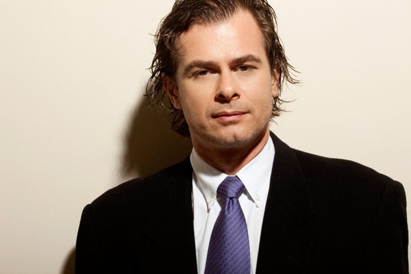 Ator João Vitti está em negociações com a Record para novela “Terra Prometida”