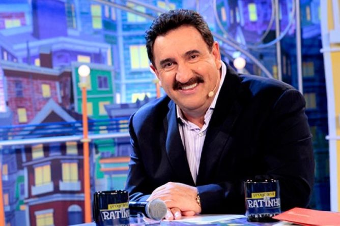 Ratinho é convidado por golpista a participar de seu próprio programa por R$ 100