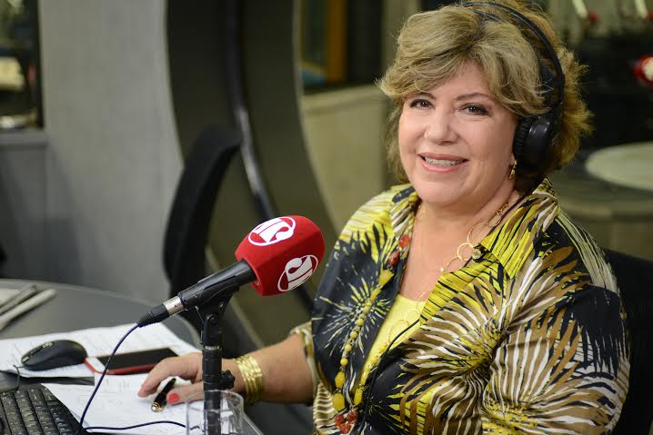 Sem explicar, Jovem Pan demite a jornalista Silvia Poppovic