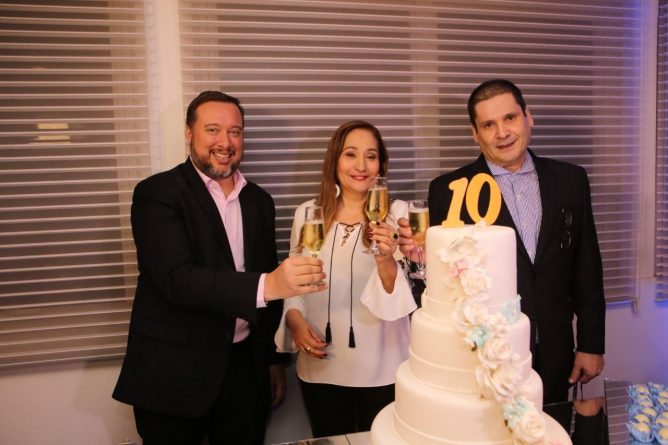 RedeTV! comemora dez anos do “A Tarde é Sua” e anuncia novidades na programação