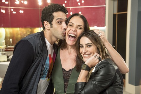 Carolina Ferraz, João Baldasserini e Cleo Pires serão mãe e filhos em nova novela