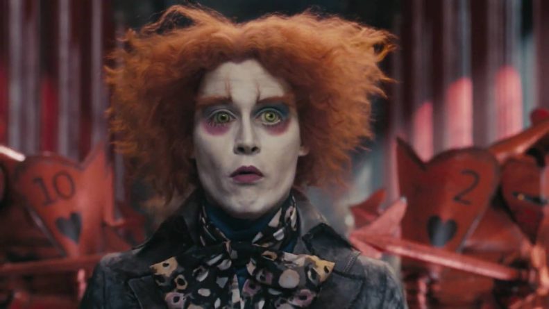 Johnny Depp atrapalha estreia de “Alice Através do Espelho”