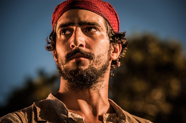 Renato Góes viverá frentista descamisado em “A Lei do Amor”