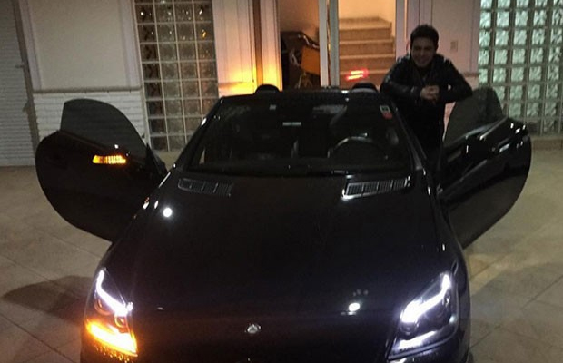 Zezé Di Camargo relata ida a “puteiro” e reclama do preço da bebida