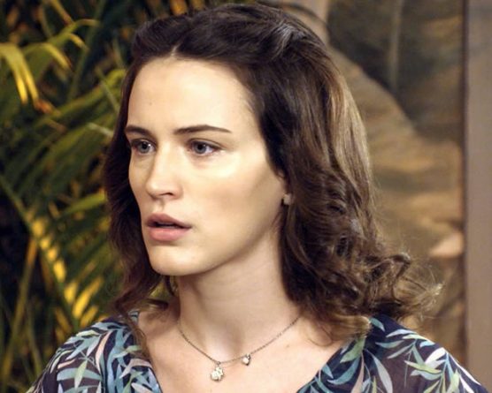 “Êta Mundo Bom!: Após Celso devolver parte da fortuna para Anastácia, Maria reatará noivado