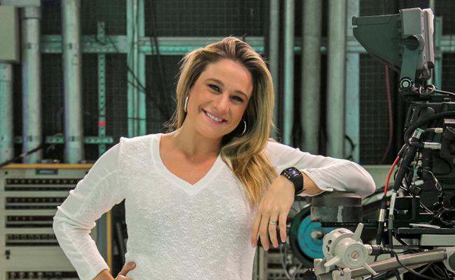 Fernanda Gentil assume namoro com uma mulher