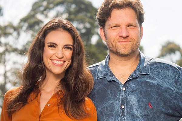 SBT escala time de colaboradores de Chris Flores e Carlos Bertolazzi para o “Fábrica de Casamentos”