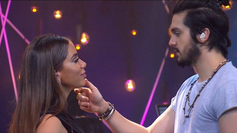 “Me dá agonia”, diz Anitta sobre olhar sedutor de Luan Santana
